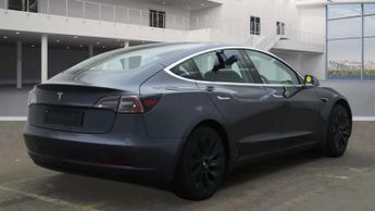 TESLA MODEL 3 Model 3 Standard Range + 4dr