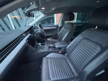 VOLKSWAGEN PASSAT 1.4 Passat GTe Semi-Auto 4dr