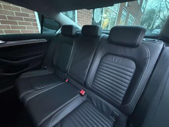 VOLKSWAGEN PASSAT 1.4 Passat GTe Semi-Auto 4dr