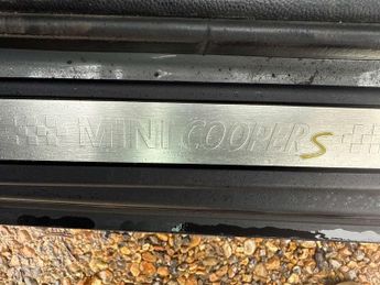 MINI COUNTRYMAN 1.5 Countryman Cooper S E ALL4 Auto 4WD 5dr