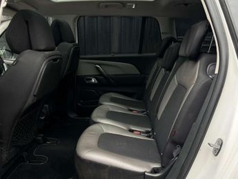 CITROEN C4 PICASSO 1.6 C4 Grand Picasso Exclusive+ Air e-HDi Semi-Auto 5dr