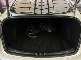 TESLA MODEL 3 Model 3 Long Range AWD 4WD 4dr