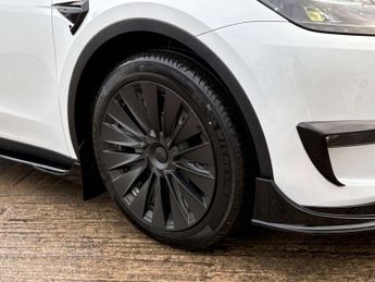 TESLA MODEL Y Model Y Long Range AWD 4WD 5dr