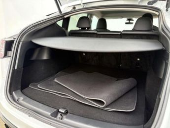 TESLA MODEL Y Model Y Long Range AWD 4WD 5dr