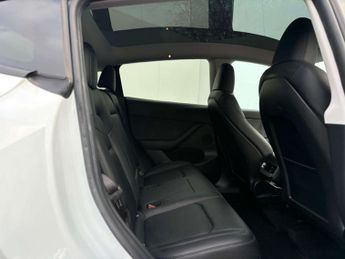 TESLA MODEL Y Model Y Long Range AWD 4WD 5dr