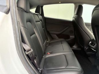 TESLA MODEL Y Model Y Long Range AWD 4WD 5dr