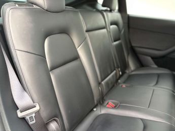 TESLA MODEL Y Model Y Long Range AWD 4WD 5dr