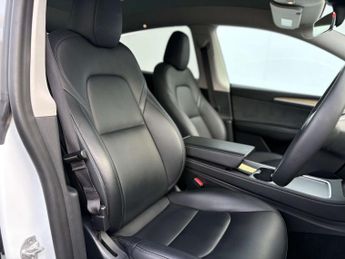 TESLA MODEL Y Model Y Long Range AWD 4WD 5dr