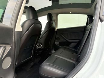 TESLA MODEL Y Model Y Long Range AWD 4WD 5dr