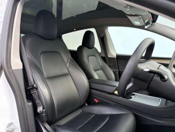 TESLA MODEL Y Model Y Long Range AWD 4WD 5dr