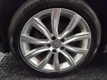 Volkswagen T-ROC 2.0 T-Roc SEL TSi 4Motion Semi-Auto 4WD 5dr