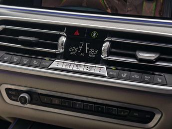 BMW X5 3.0 X5 M50D Auto 4WD 5dr