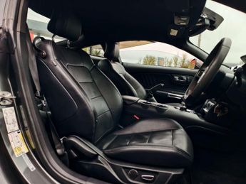 Ford MUSTANG 5.0 Mustang GT 2dr