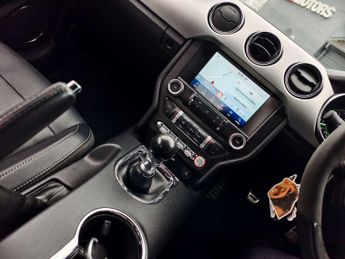 Ford MUSTANG 5.0 Mustang GT 2dr