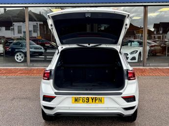 VOLKSWAGEN T-ROC 1.5 T-Roc R-Line TSi Evo Semi-Auto 5dr