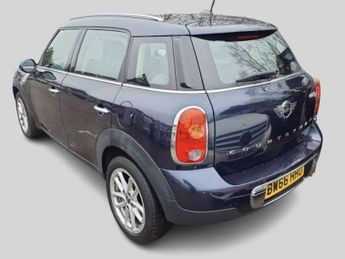MINI COUNTRYMAN 2.0 Countryman Cooper D Auto 5dr