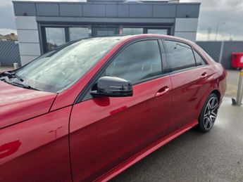 MERCEDES-BENZ E-CLASS 2.1 E250 AMG Night Edition Premium CDi Auto 4dr