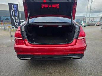 MERCEDES-BENZ E-CLASS 2.1 E250 AMG Night Edition Premium CDi Auto 4dr