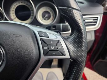 MERCEDES-BENZ E-CLASS 2.1 E250 AMG Night Edition Premium CDi Auto 4dr