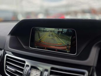 MERCEDES-BENZ E-CLASS 2.1 E250 AMG Night Edition Premium CDi Auto 4dr