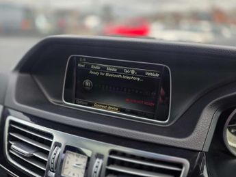 MERCEDES-BENZ E-CLASS 2.1 E250 AMG Night Edition Premium CDi Auto 4dr