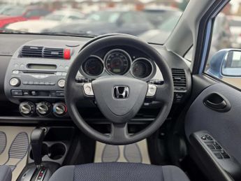 HONDA JAZZ 1.3 Jazz SE CVT 5dr