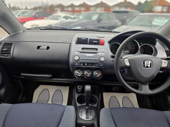 HONDA JAZZ 1.3 Jazz SE CVT 5dr