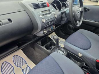HONDA JAZZ 1.3 Jazz SE CVT 5dr