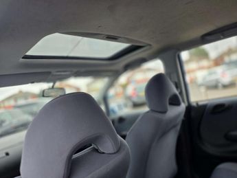 HONDA JAZZ 1.3 Jazz SE CVT 5dr