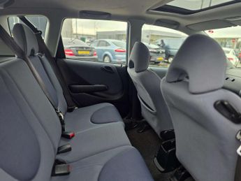 HONDA JAZZ 1.3 Jazz SE CVT 5dr