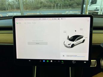 TESLA MODEL 3 Model 3 Standard Range + 4dr