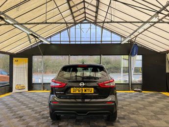 NISSAN QASHQAI 1.3 Qashqai Acenta Premium DiG-T Semi-Auto 5dr