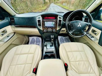 MITSUBISHI SHOGUN 3.2 Shogun SG5 DI-D LWB Auto 4WD 5dr