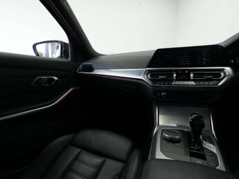 BMW 3 Series 2.0 330E M Sport Auto 4dr