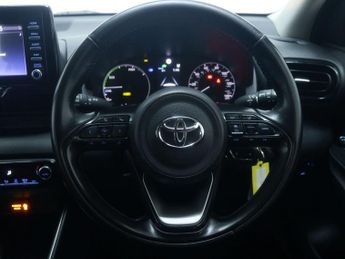 TOYOTA YARIS 1.5 Yaris Icon HEV CVT 5dr
