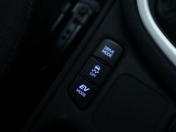 TOYOTA YARIS 1.5 Yaris Icon HEV CVT 5dr