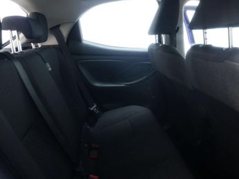 TOYOTA YARIS 1.5 Yaris Icon HEV CVT 5dr