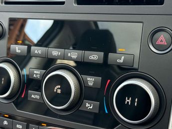 Land Rover DISCOVERY SPORT 2.0 Discovery Sport Luxury HSE TD4 Auto 4WD 5dr