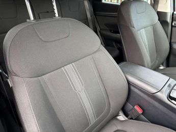 Hyundai TUCSON 1.6 Tucson Premium TGDi HEV Auto 5dr