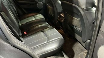 Land Rover RANGE ROVER EVOQUE 2.0 Range Rover Evoque SE Tech TD4 Auto 4WD 5dr