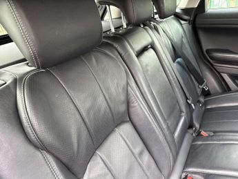 Land Rover RANGE ROVER EVOQUE 2.0 Range Rover Evoque SE Tech TD4 Auto 4WD 5dr