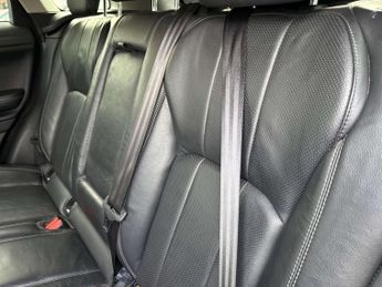 Land Rover RANGE ROVER EVOQUE 2.0 Range Rover Evoque SE Tech TD4 Auto 4WD 5dr