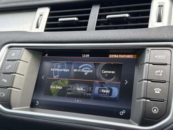 Land Rover RANGE ROVER EVOQUE 2.0 Range Rover Evoque SE Tech TD4 Auto 4WD 5dr