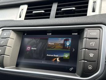 Land Rover RANGE ROVER EVOQUE 2.0 Range Rover Evoque SE Tech TD4 Auto 4WD 5dr