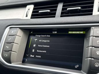 Land Rover RANGE ROVER EVOQUE 2.0 Range Rover Evoque SE Tech TD4 Auto 4WD 5dr