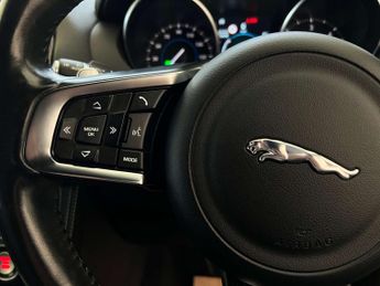 JAGUAR F-PACE 2.0 F-Pace R-Sport AWD D Auto 4WD 5dr