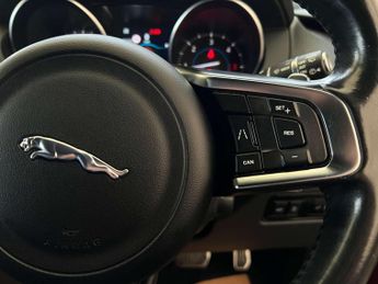 JAGUAR F-PACE 2.0 F-Pace R-Sport AWD D Auto 4WD 5dr