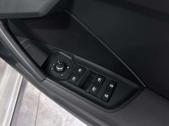 Audi A3 1.0 A3 Sportback 30 TFSI MHEV S Line Semi-Auto 5dr