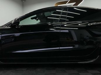 Tesla Model 3 Model 3 Long Range AWD 4WD 4dr