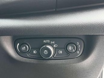 Vauxhall INSIGNIA 1.6 Insignia SRi Nav ecoTec TD 5dr